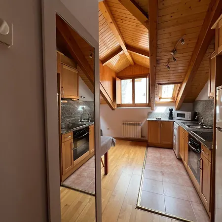 アパート Casa La Muga ベナスケ